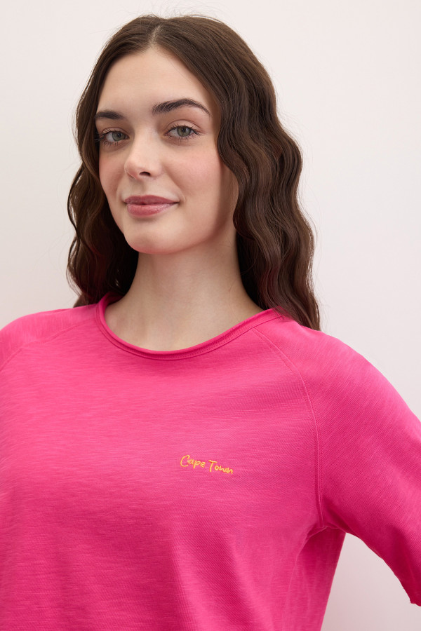 Футболка с необработанным краем