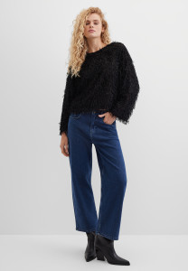 Джемпер с бахромой