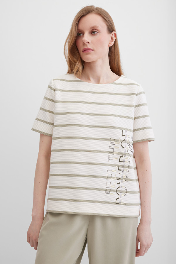 Футболка в полоску
