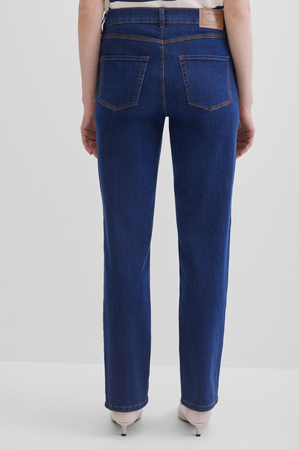 Джинсы прямого кроя