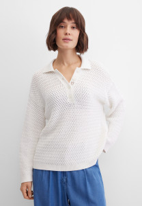 Джемпер-поло фактурной вязки