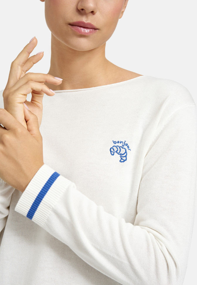 Джемпер с вырезом лодочкой