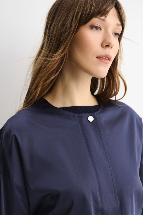 Бомбер с карманами