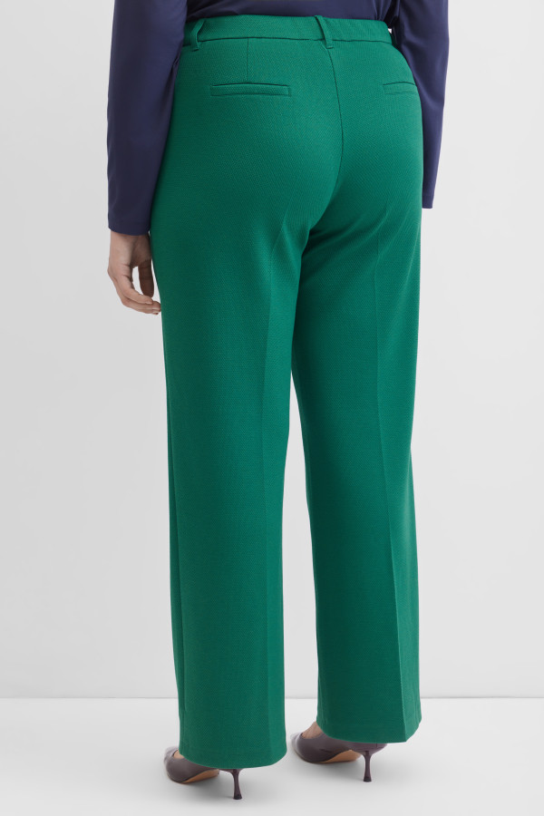 Брюки прямого кроя широкие