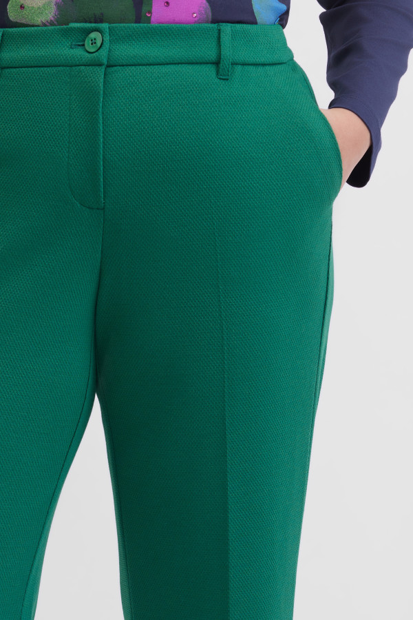 Брюки прямого кроя широкие