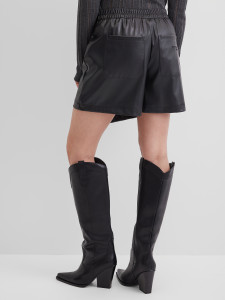 Юбка-шорты из эко-кожи
