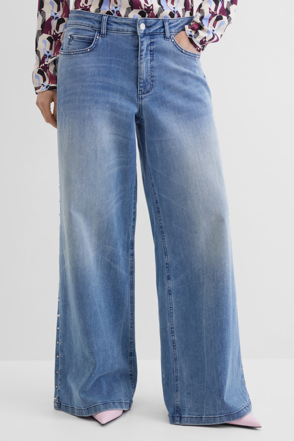Джинсы широкие
