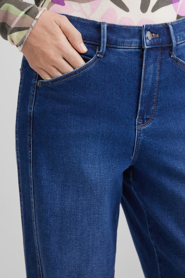 Джинсы широкие