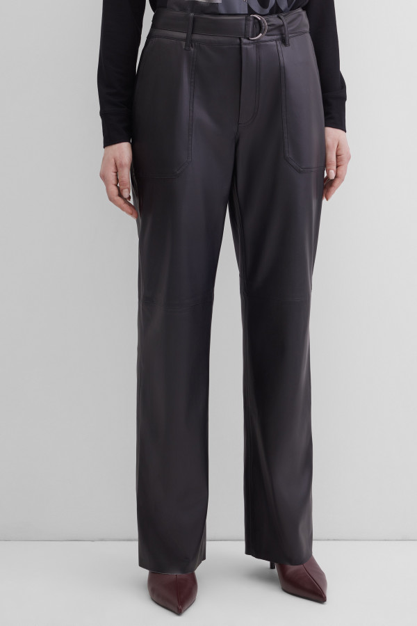 Брюки прямые из экокожи