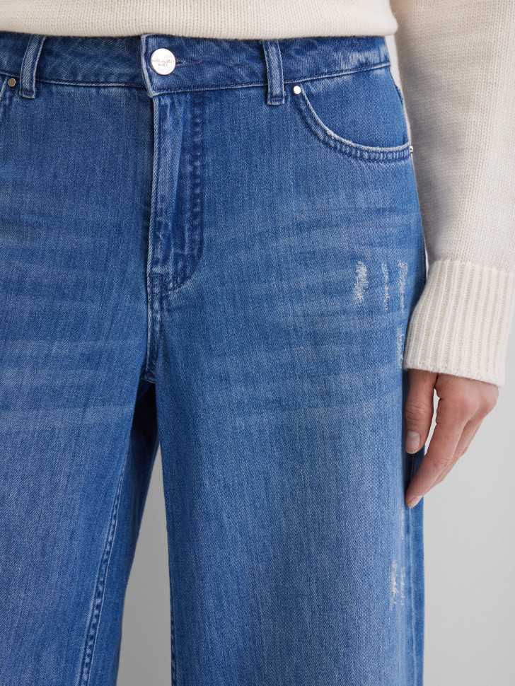 Джинсы широкие