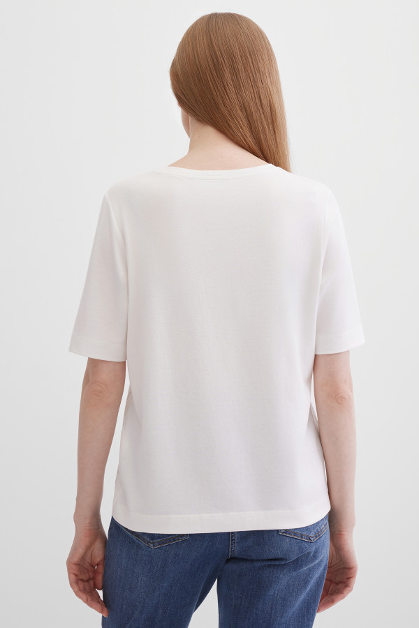 Футболка с цветочным принтом