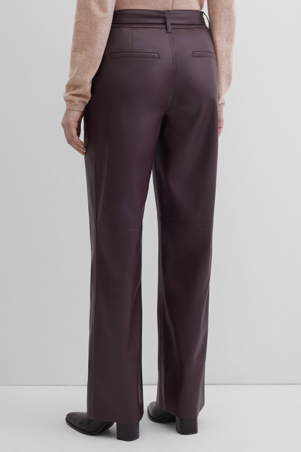 Брюки прямые из экокожи