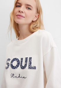 Свитшот свободный