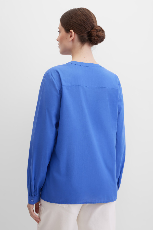 Блузка с длинным рукавом