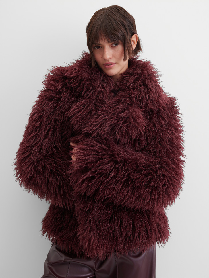 Шуба из искусственного меха