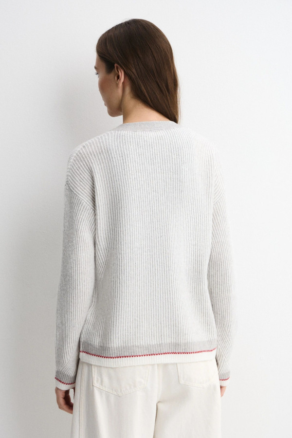 Кардиган с пуговицами