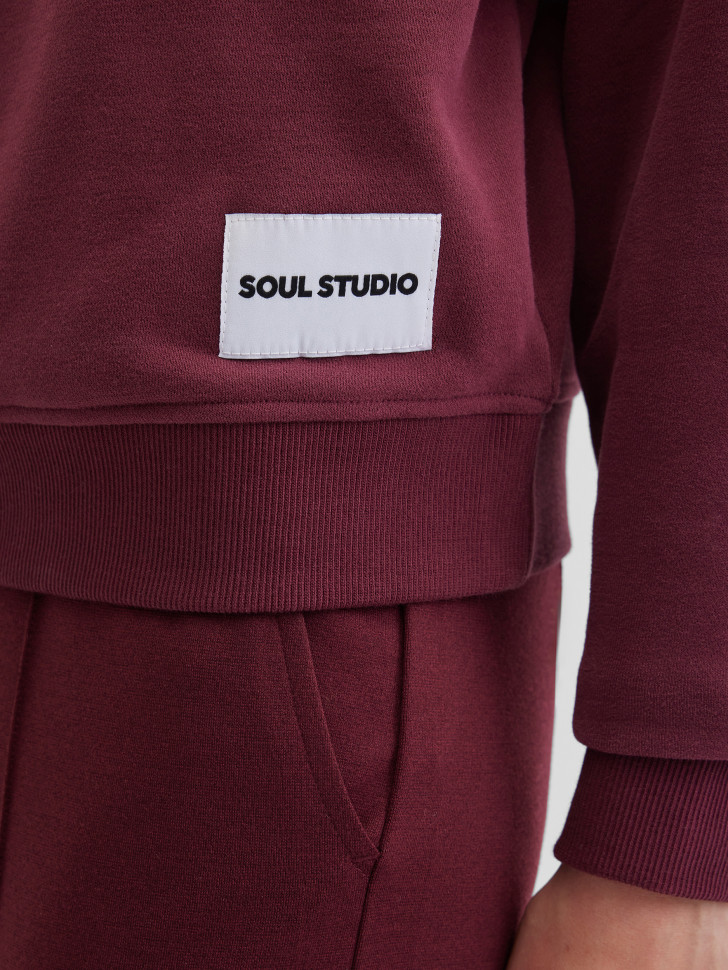 Свитшот прямого кроя