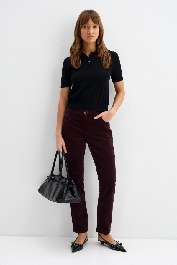 Джинсы зауженные