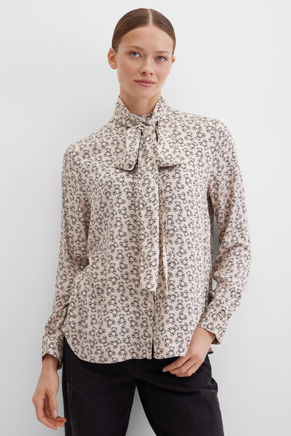 Блуза свободного кроя