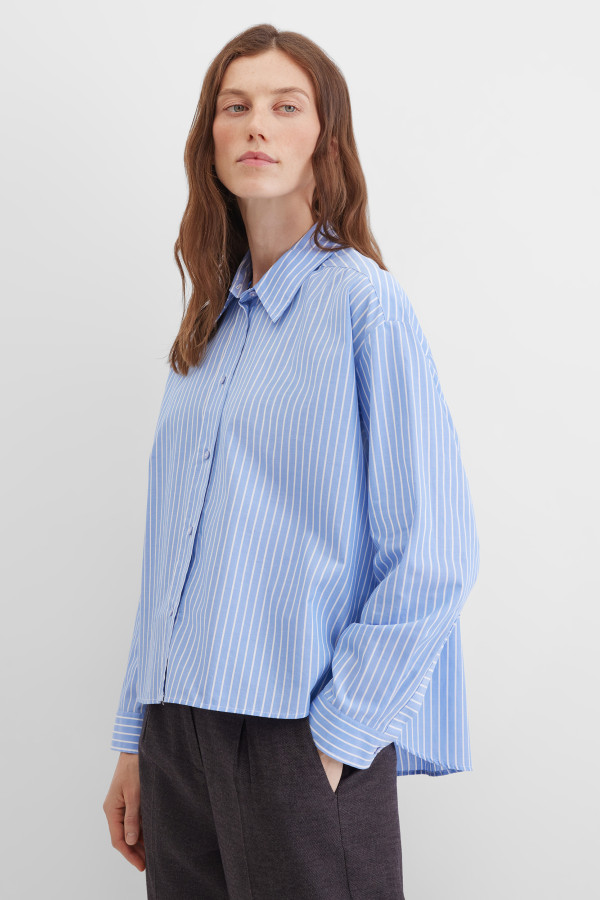 Блузка свободная укороченная