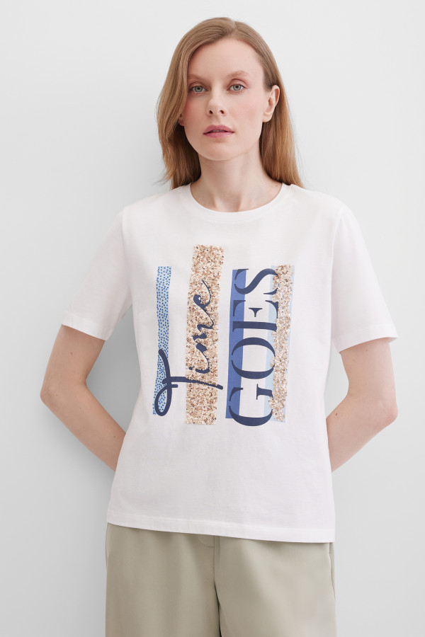 Футболка с принтом и пайетками