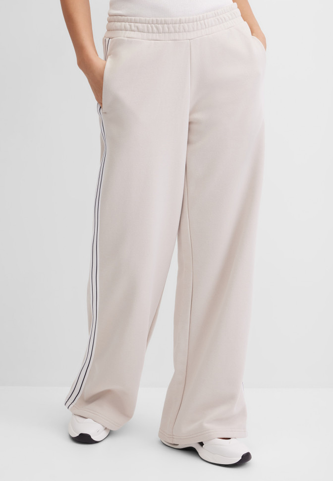 Брюки широкие