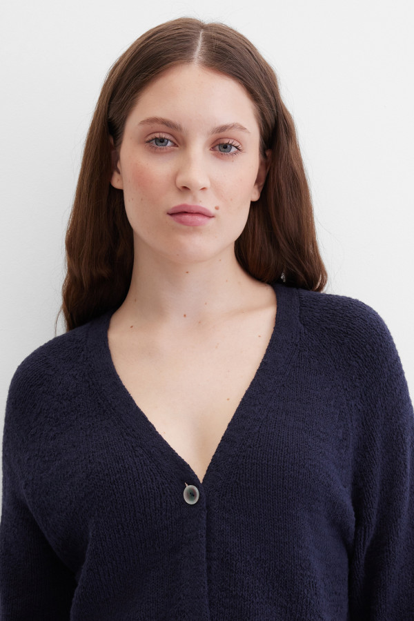 Кардиган вязаный