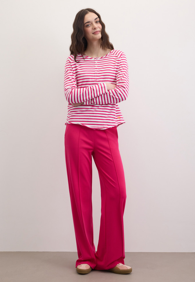 Лонгслив в полоску