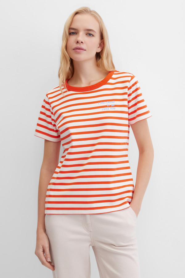 Футболка в полоску