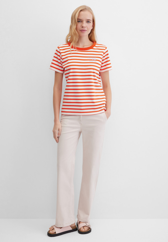 Футболка в полоску