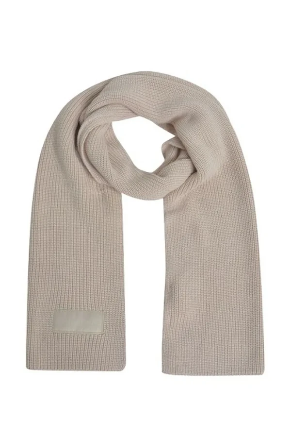 Шарф вязаный