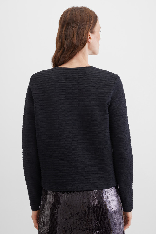 Жакет с карманами