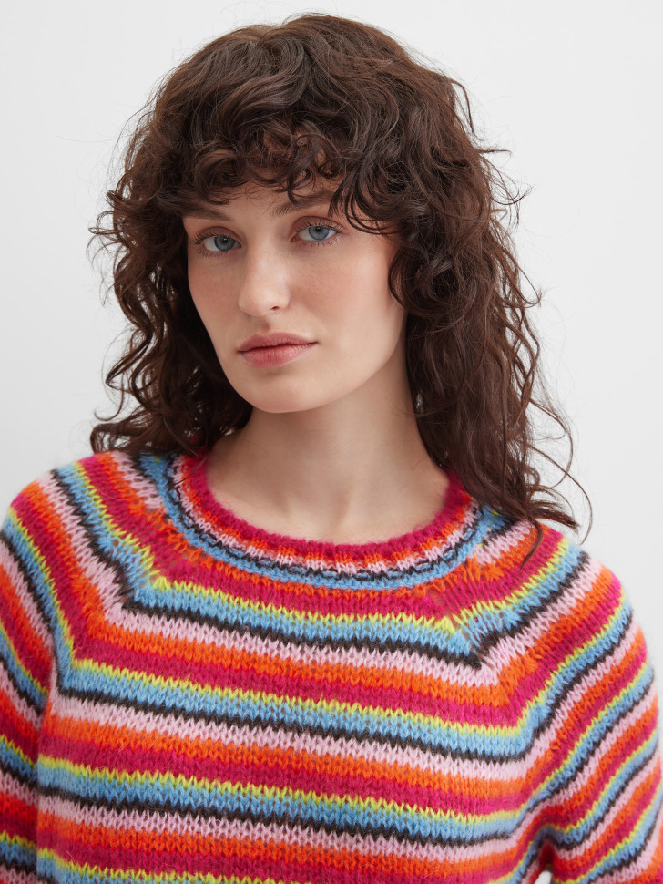 Джемпер вязаный