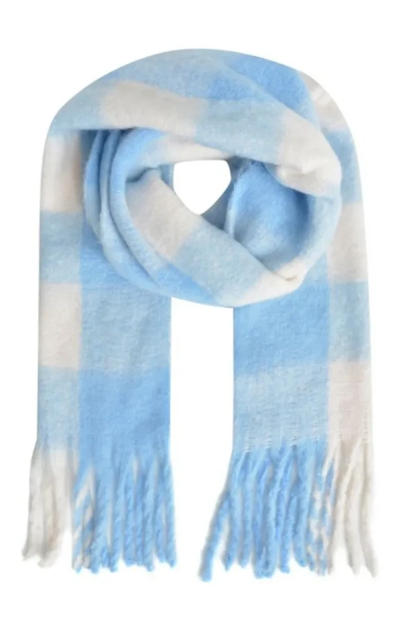 Шарф вязаный