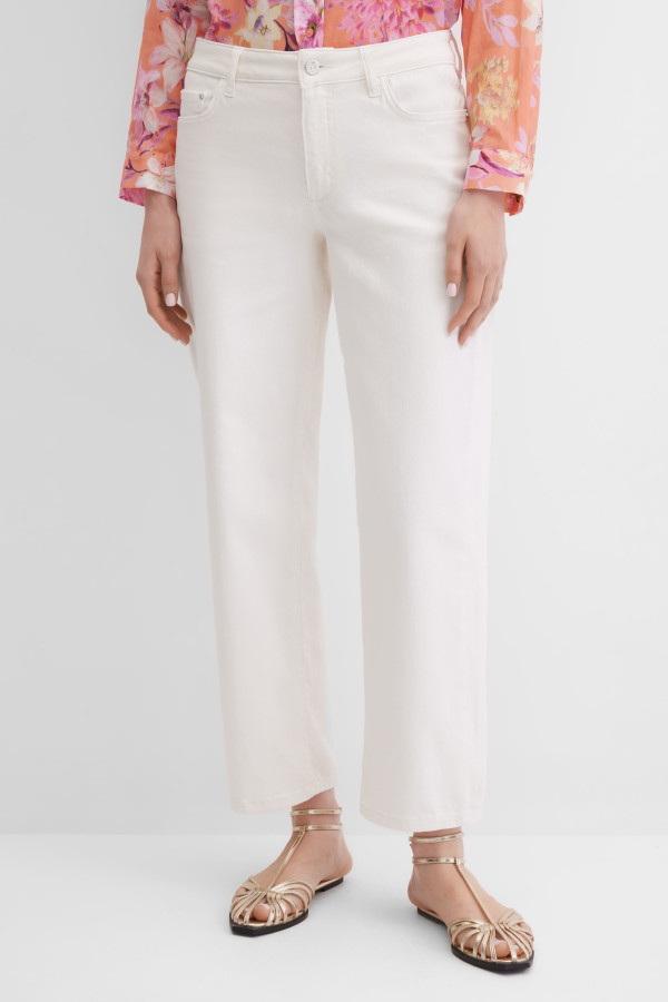 Джинсы прямого кроя