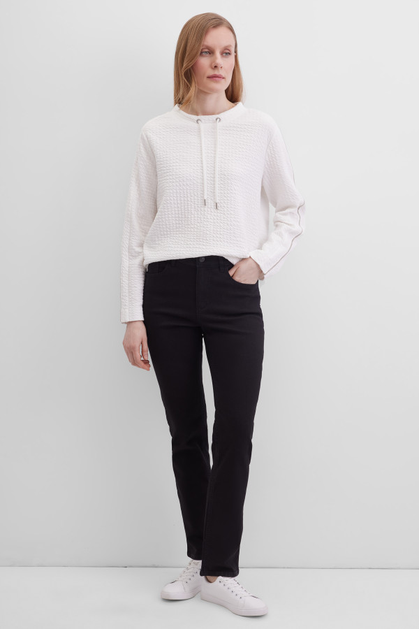 Джинсы прямого кроя