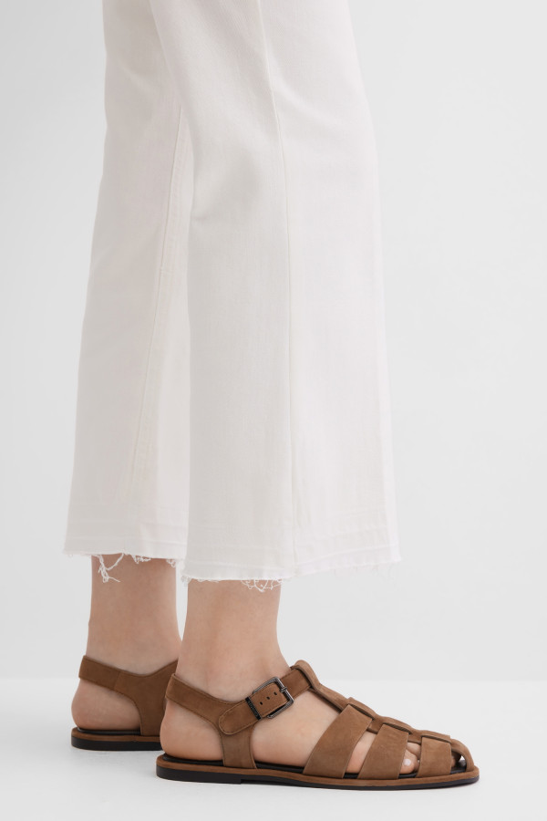 Джинсы клеш укороченные