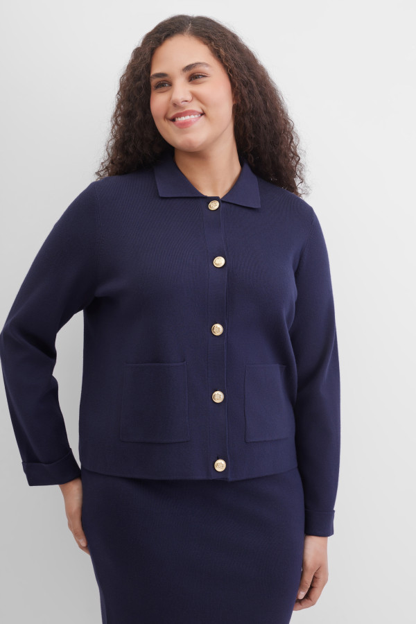 Жакет трикотажный прямого силуэта укороченный