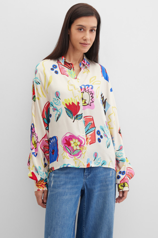 Блузка из вискозы