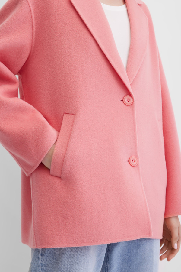 Пальто укороченное из шерсти