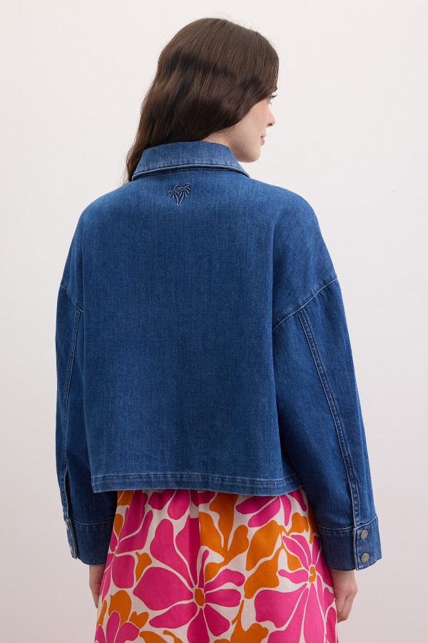 Куртка джинсовая