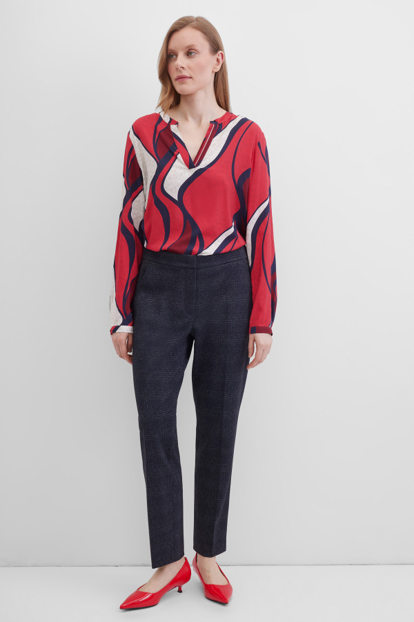 Брюки прямого кроя с резинкой в поясе