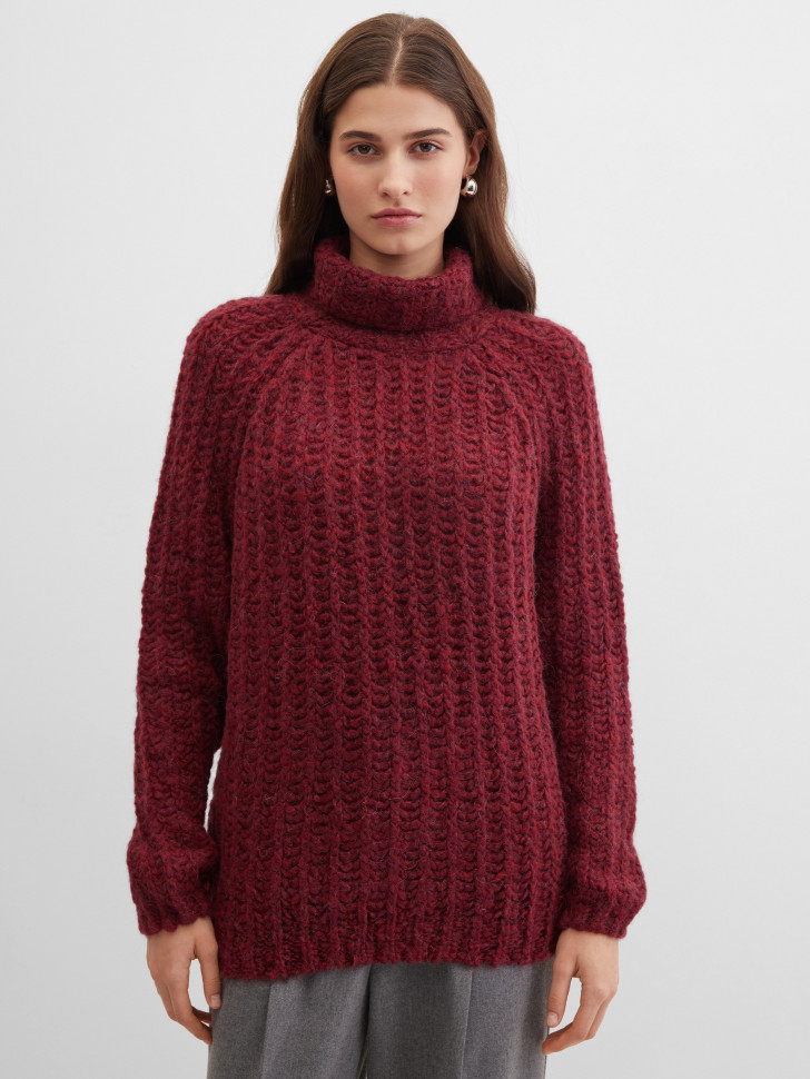 Свитер крупной вязки