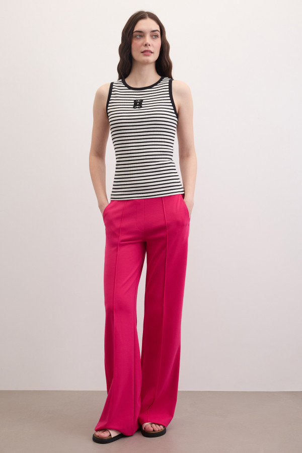 Топ-майка в полоску