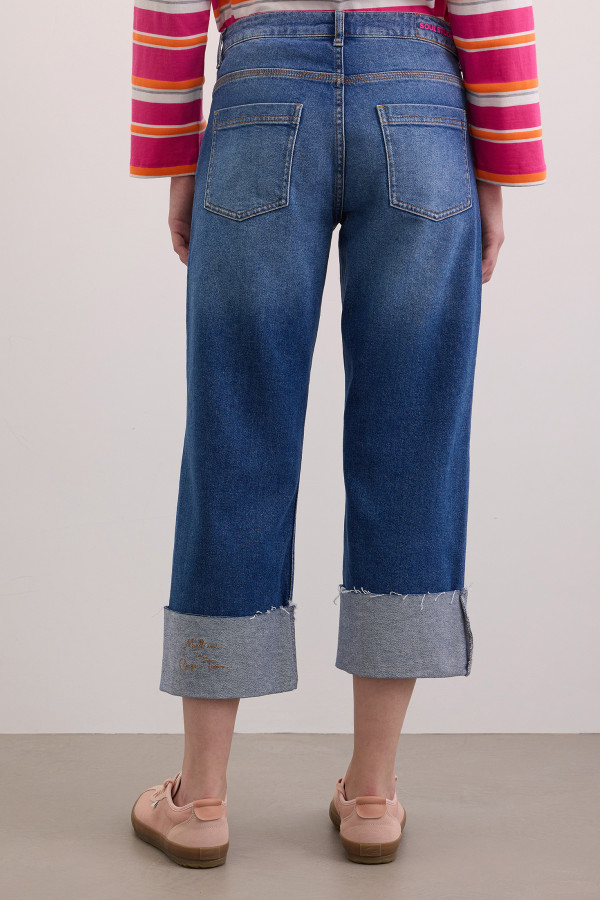 Джинсы прямые с подворотами