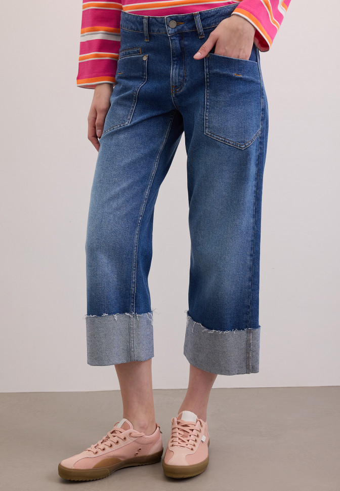 Джинсы прямые с подворотами