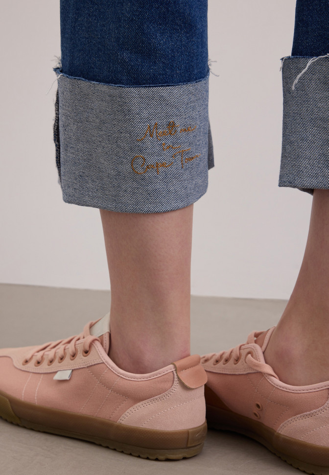 Джинсы прямые с подворотами