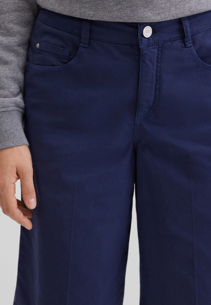 Шорты бермуды