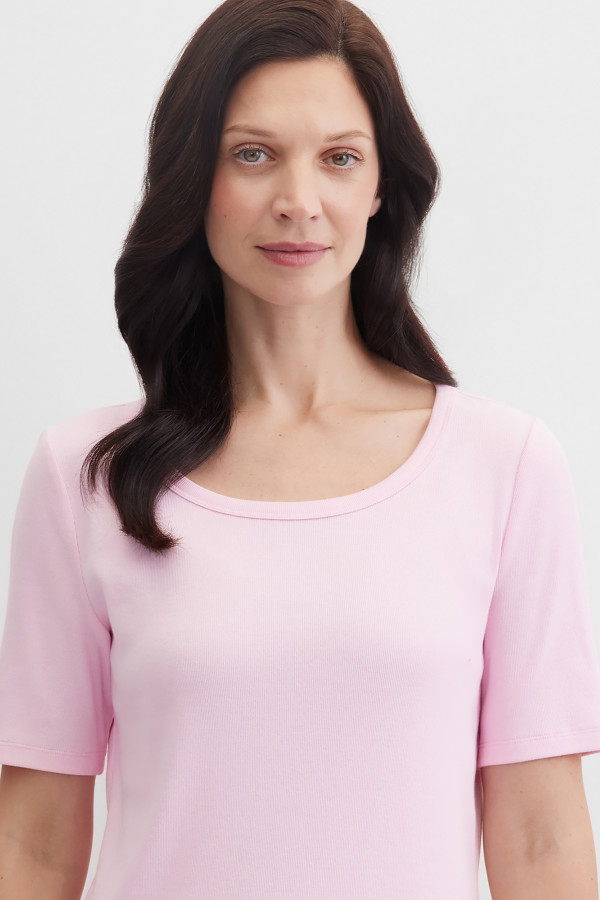 Футболка прямого кроя