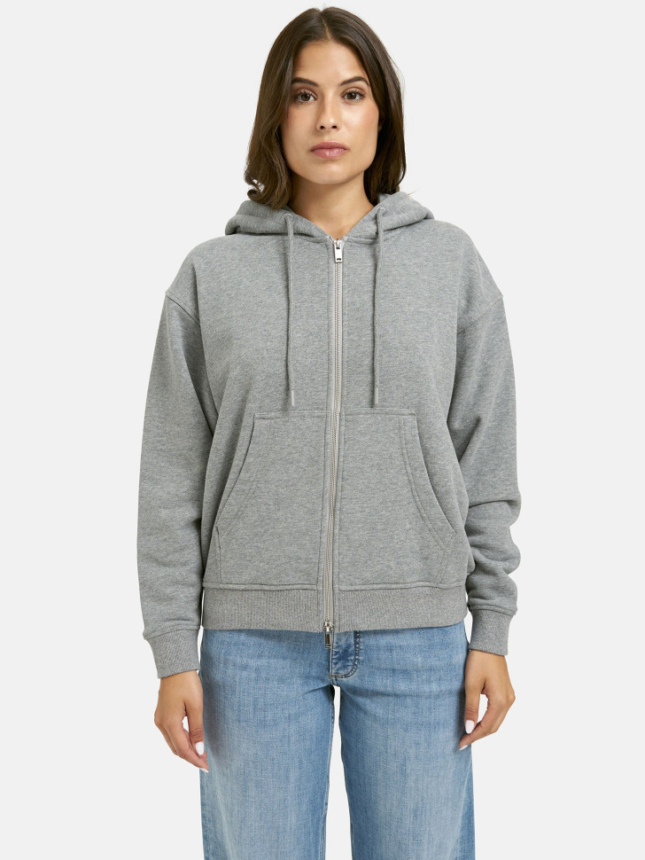 Толстовка с капюшоном